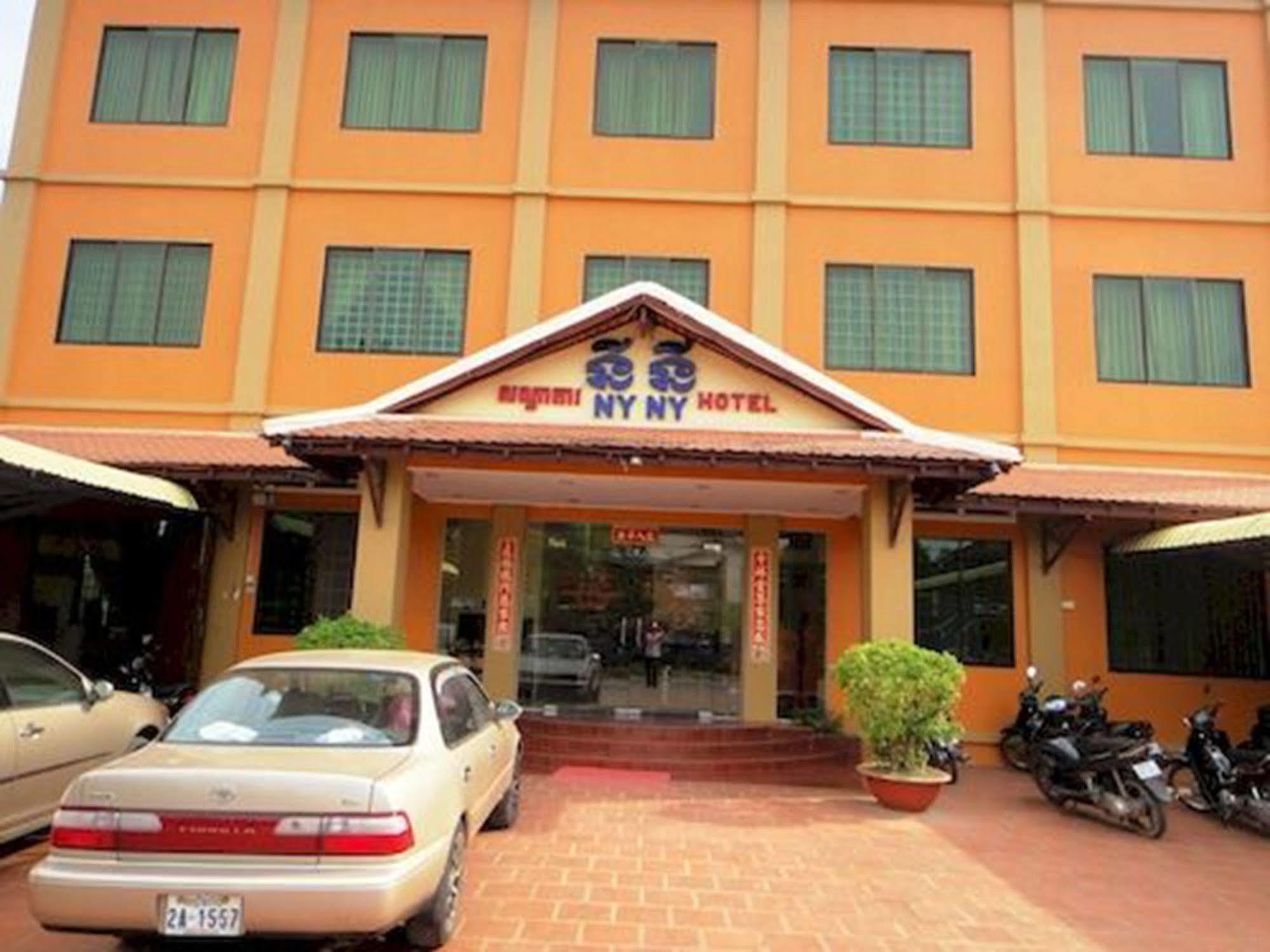 Nyny Hotel Kampot Exteriér fotografie