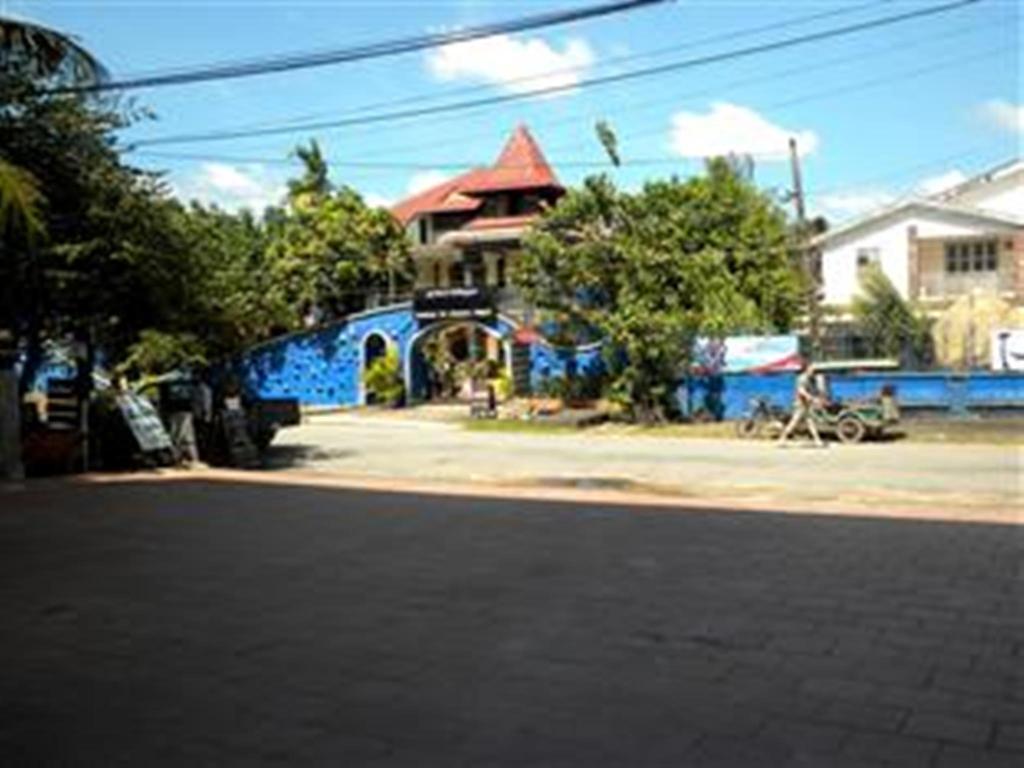 Nyny Hotel Kampot Exteriér fotografie